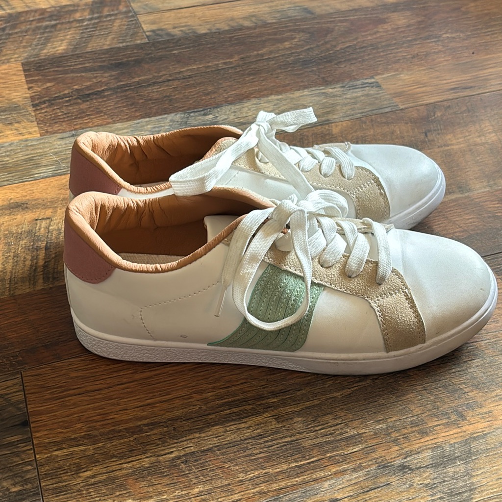No Brand White Lace Up Sneakers Size 41 8
